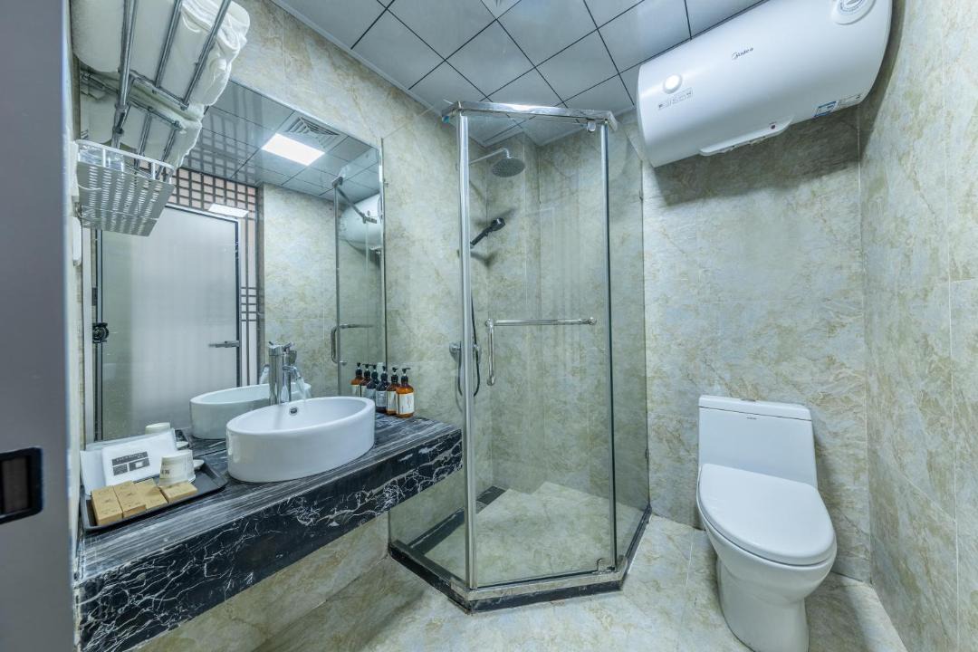 Photo of Bathroom in Zhenyuan