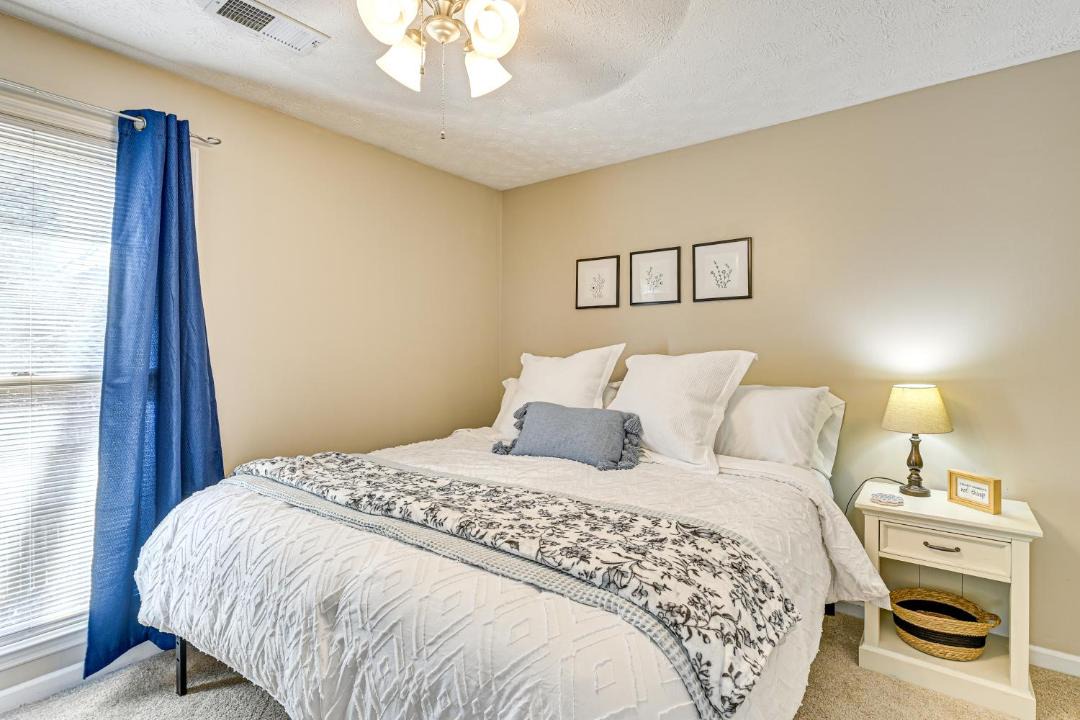 Photo of Bedroom in Lexington