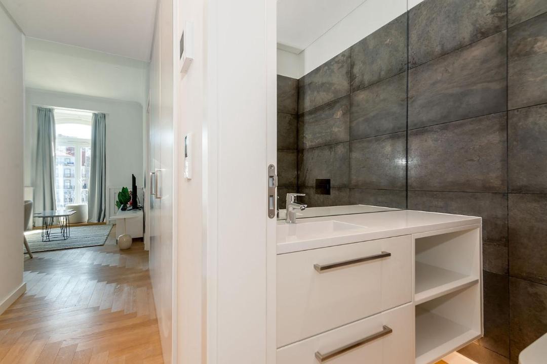 Photo of Bathroom in Baixa