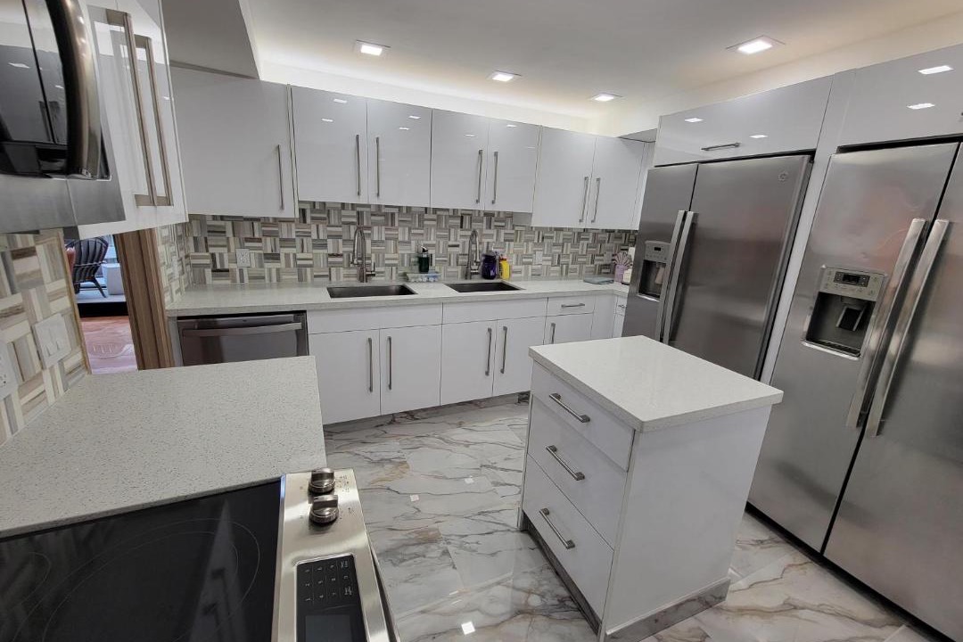 Photo of Kitchen in Mid Beach