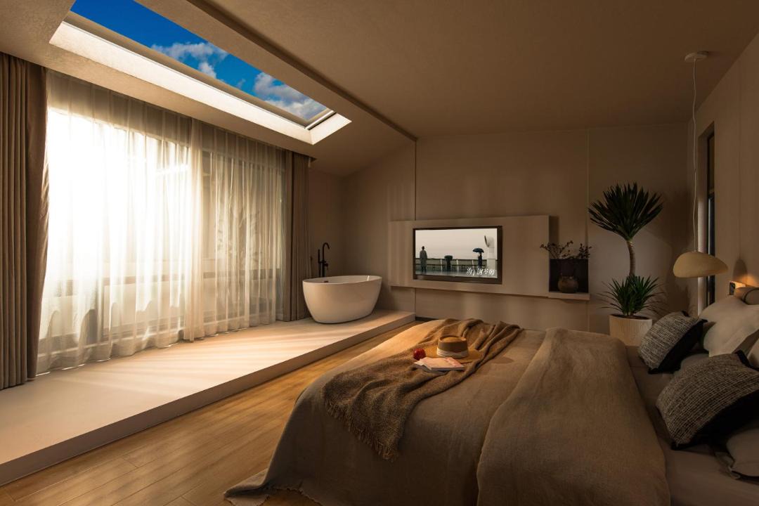 Photo of Bedroom in Shangri-La