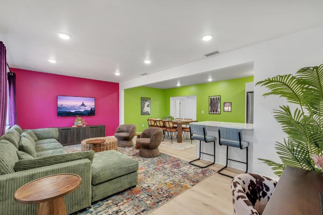 Photo of Livingroom in Tallahassee