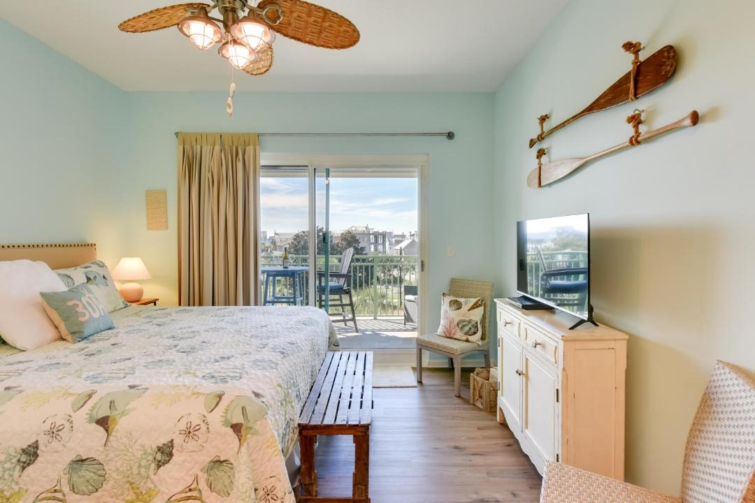 Photo of Bedroom in Rosemary Beach