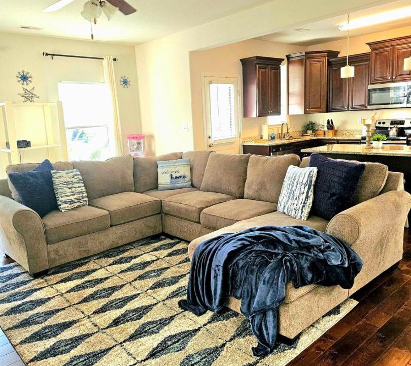 Photo of Livingroom in Norfolk - Virginia Beach