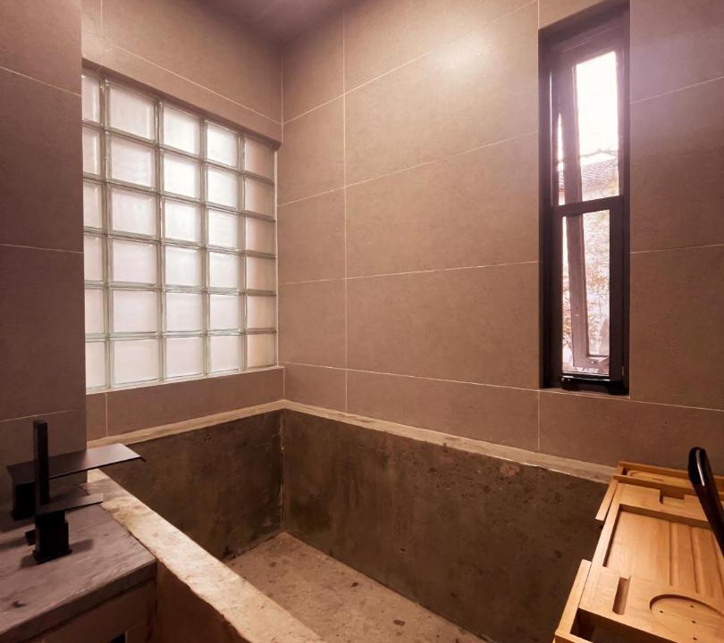 Photo of Bathroom in Yi County