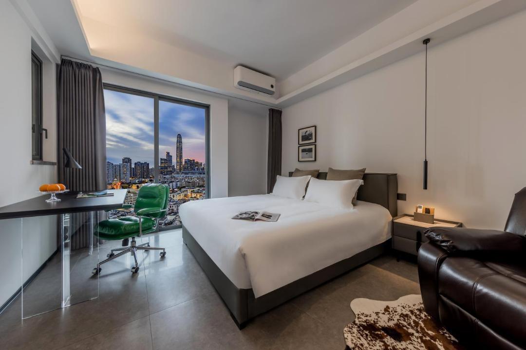 Photo of Bedroom in Huaqiang North