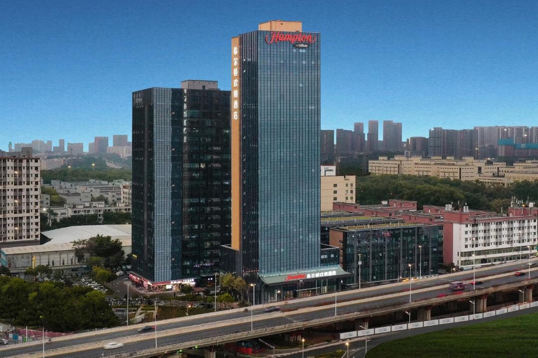 Photo of Buildings in Longhua District
