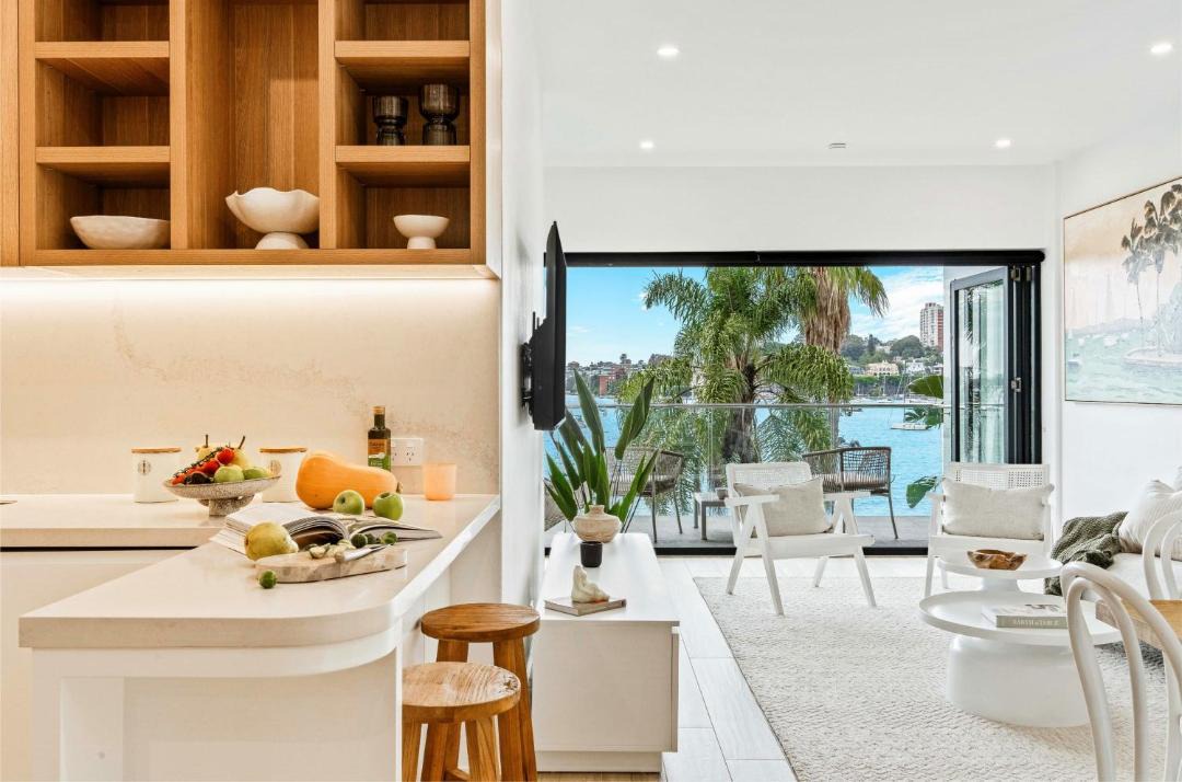 Photo of Others in Elizabeth Bay