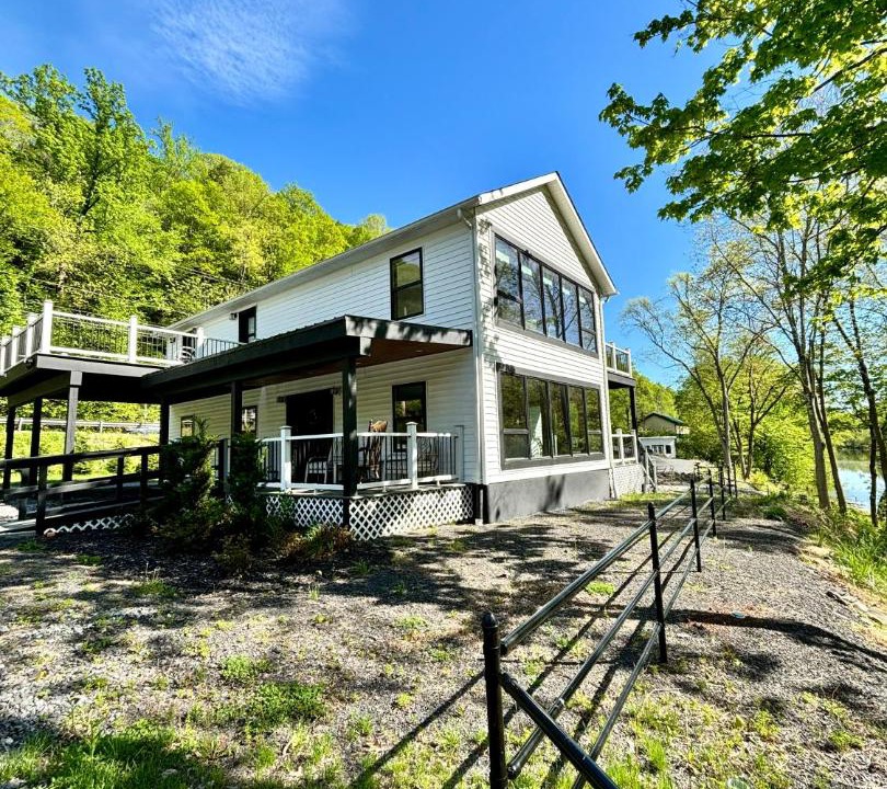 Photo of Others in Mount Marion