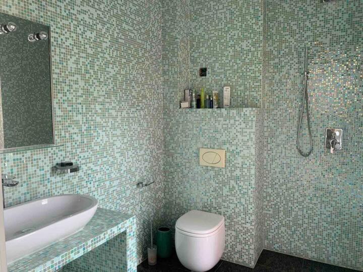 Photo of Bathroom in Sanhe