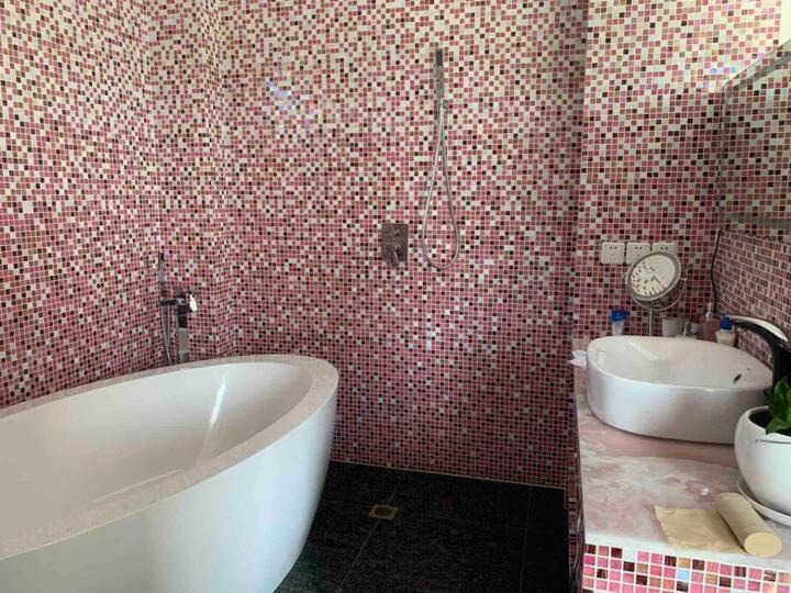 Photo of Bathroom in Sanhe