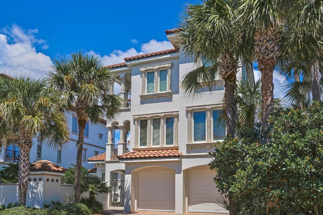 Photo of Others in Avalon Beach Estates