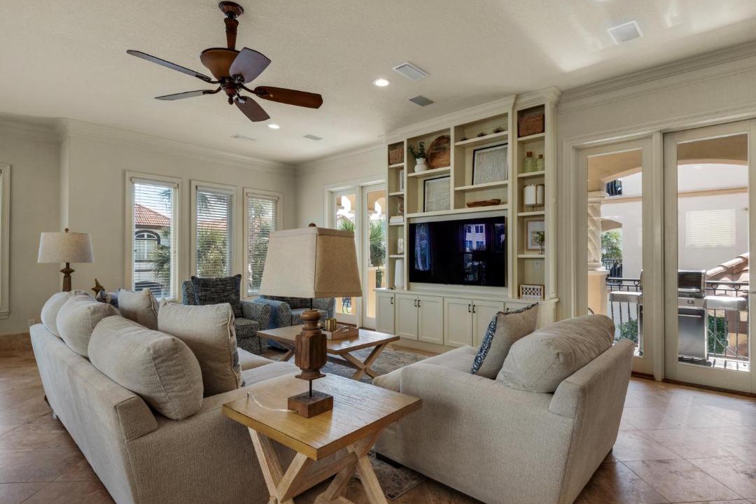 Photo of Others in Avalon Beach Estates