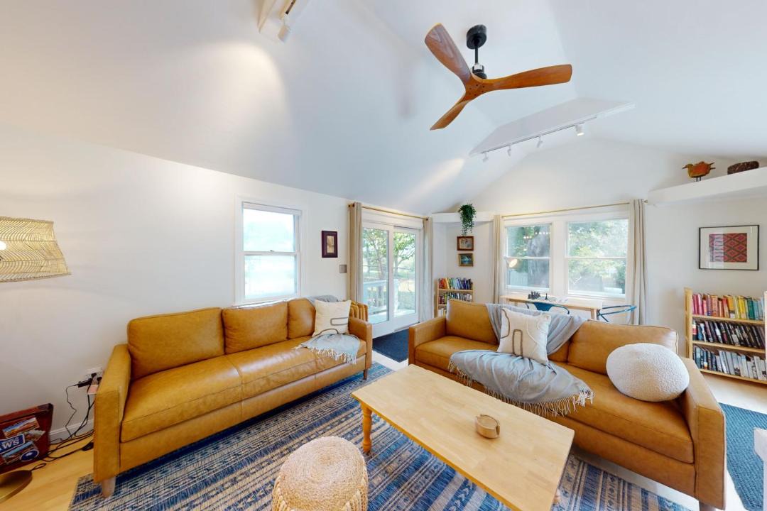 Photo of Others in West Hyannisport