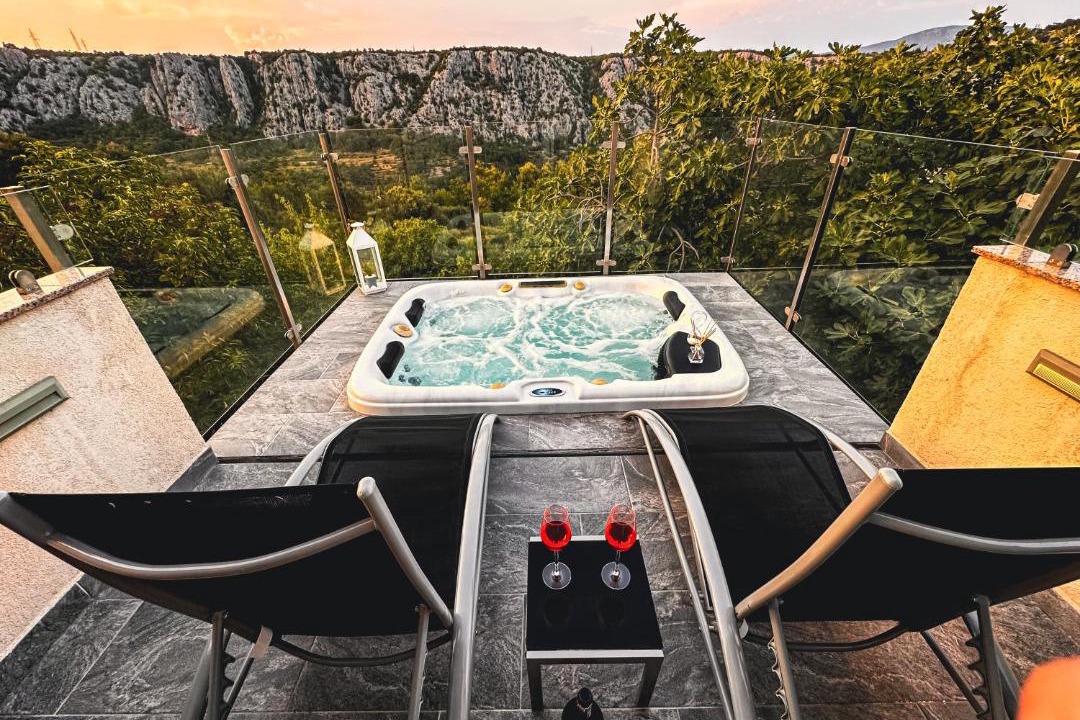 Photo of Patio Balcony in Slime