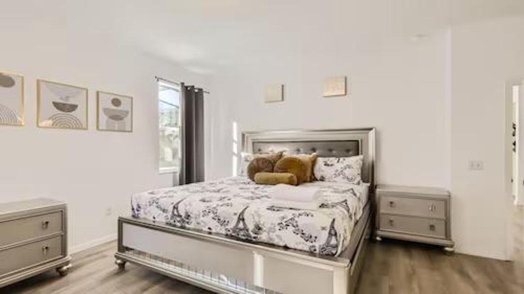Photo of Bedroom in Windwood Bay