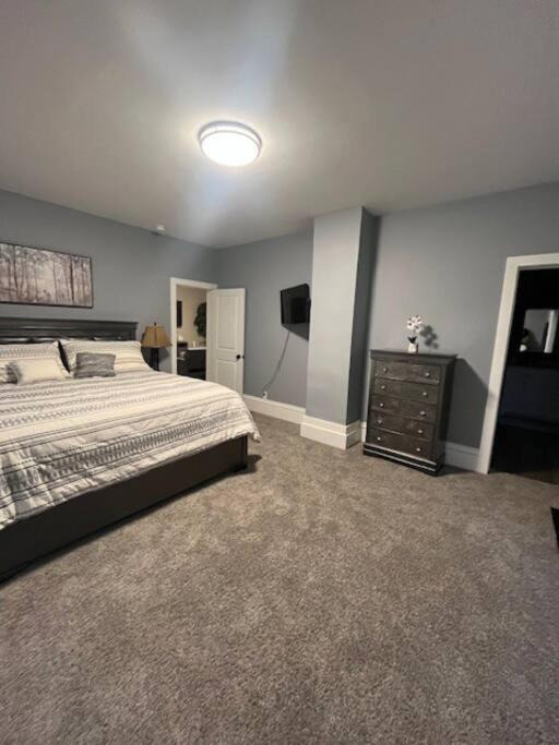Photo of Bedroom in Mishawaka