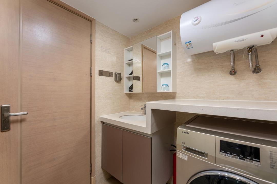 Photo of Bathroom in Zhujiang New Town