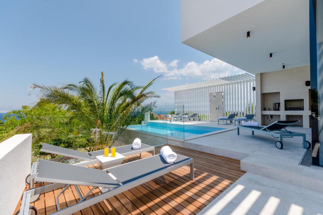 Photo of Patio Balcony in Sutivan