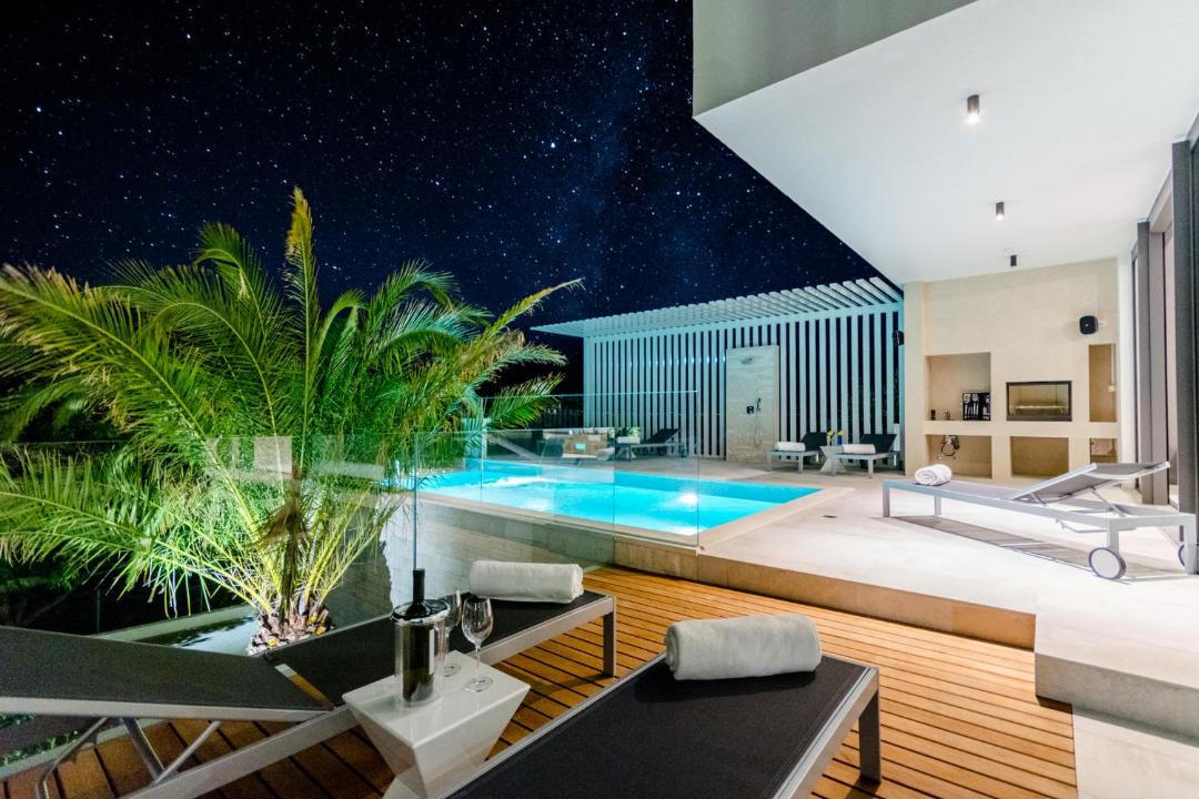 Photo of Patio Balcony in Sutivan