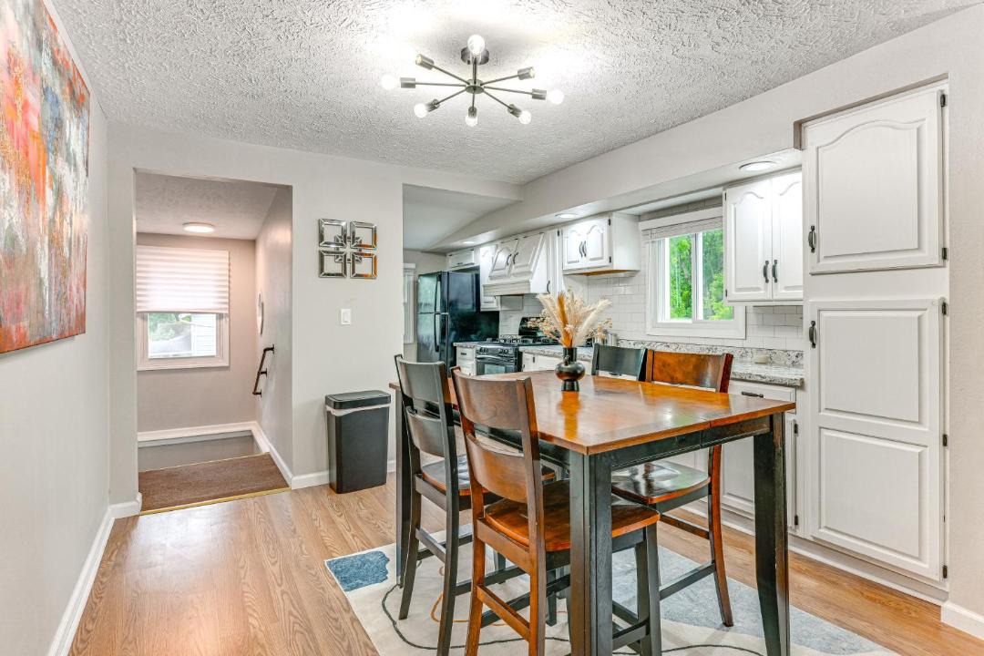 Photo of Kitchen in Lansing