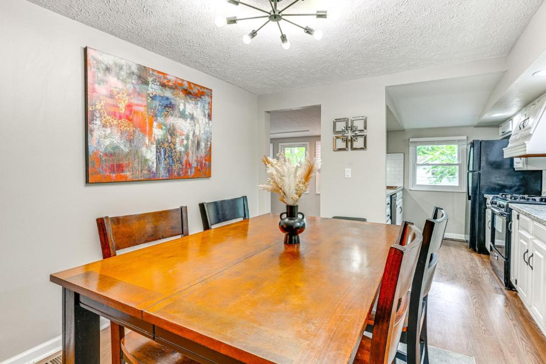 Photo of Kitchen in Lansing