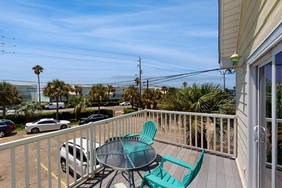 Photo of Patio Balcony in Sunnyside