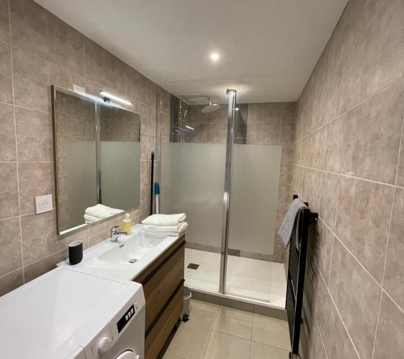 Photo of Bathroom in Saint-Pierre-de-Plesguen
