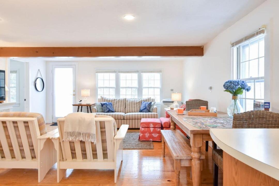 Photo of Livingroom in West Chatham