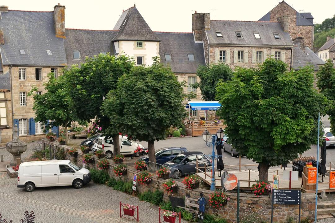 Photo of Buildings in Pontrieux