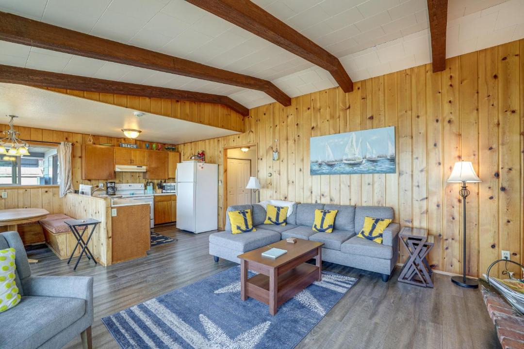Photo of Livingroom in Birch Bay