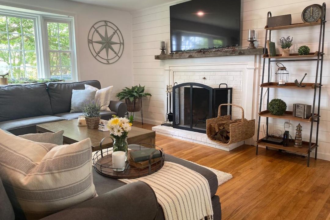 Photo of Livingroom in West Dennis
