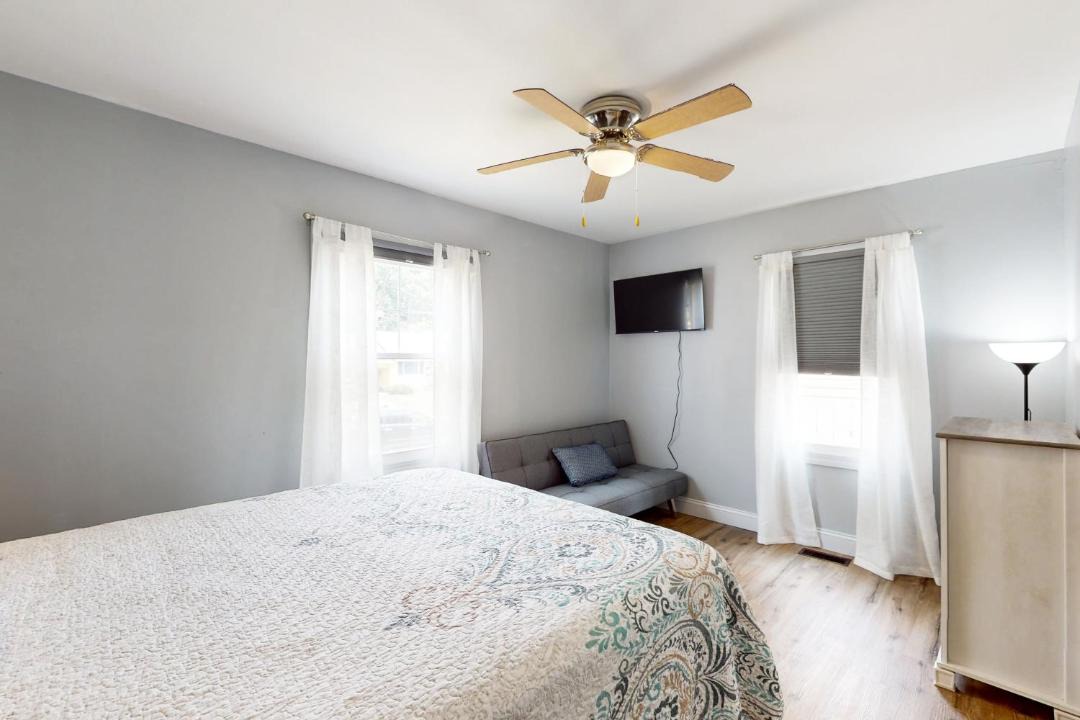 Photo of Bedroom in Michigan City