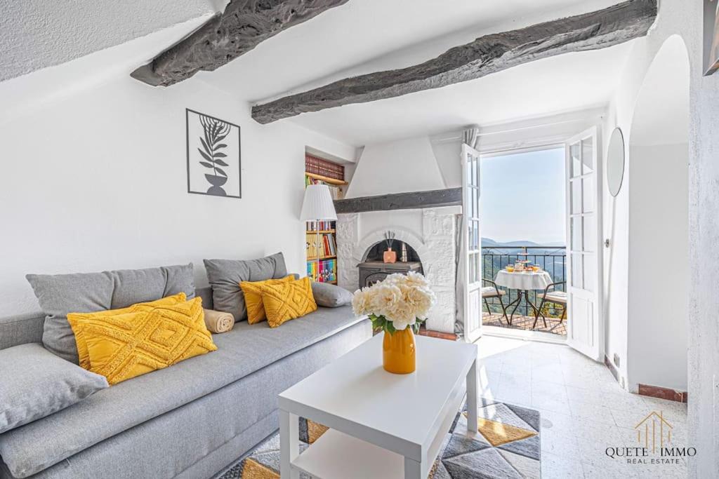 Photo of Livingroom in Peille
