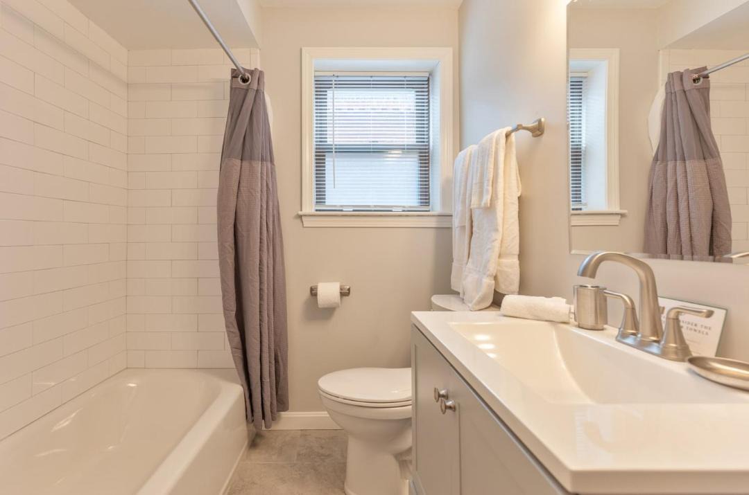 Photo of Bathroom in North End