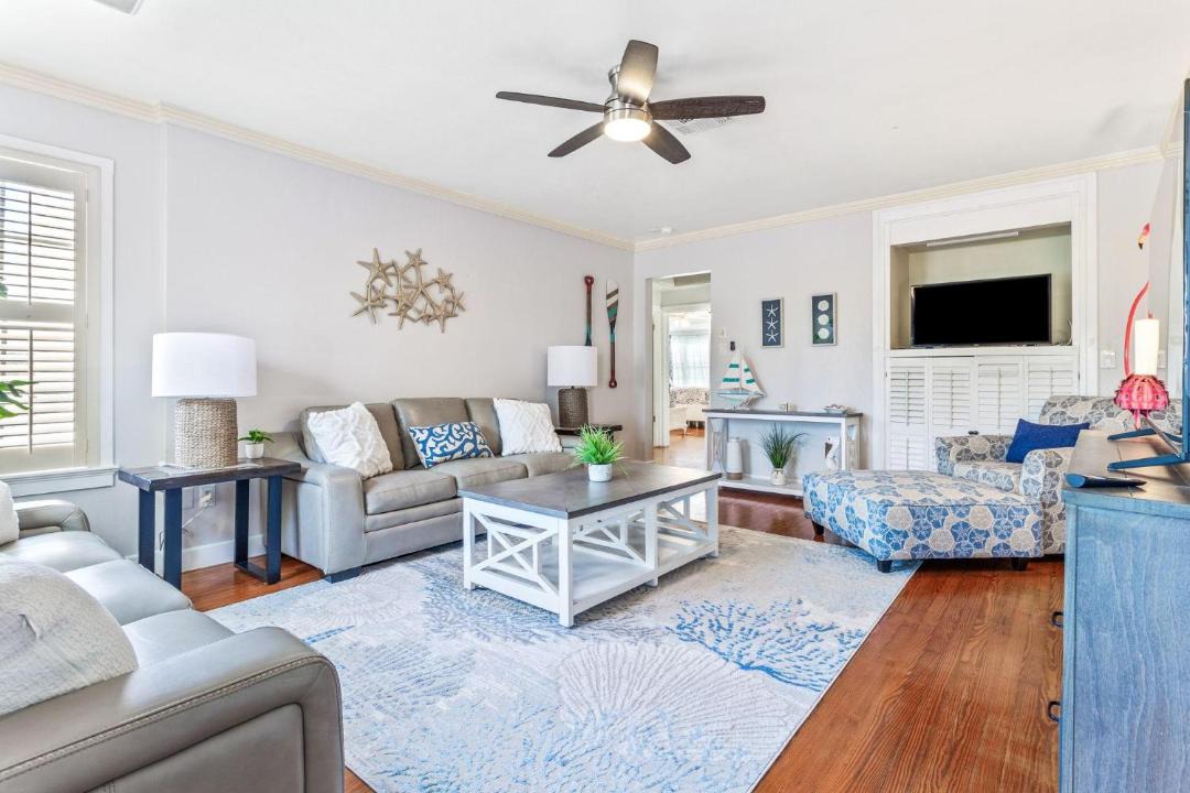 Photo of Livingroom in Bay Esplanade