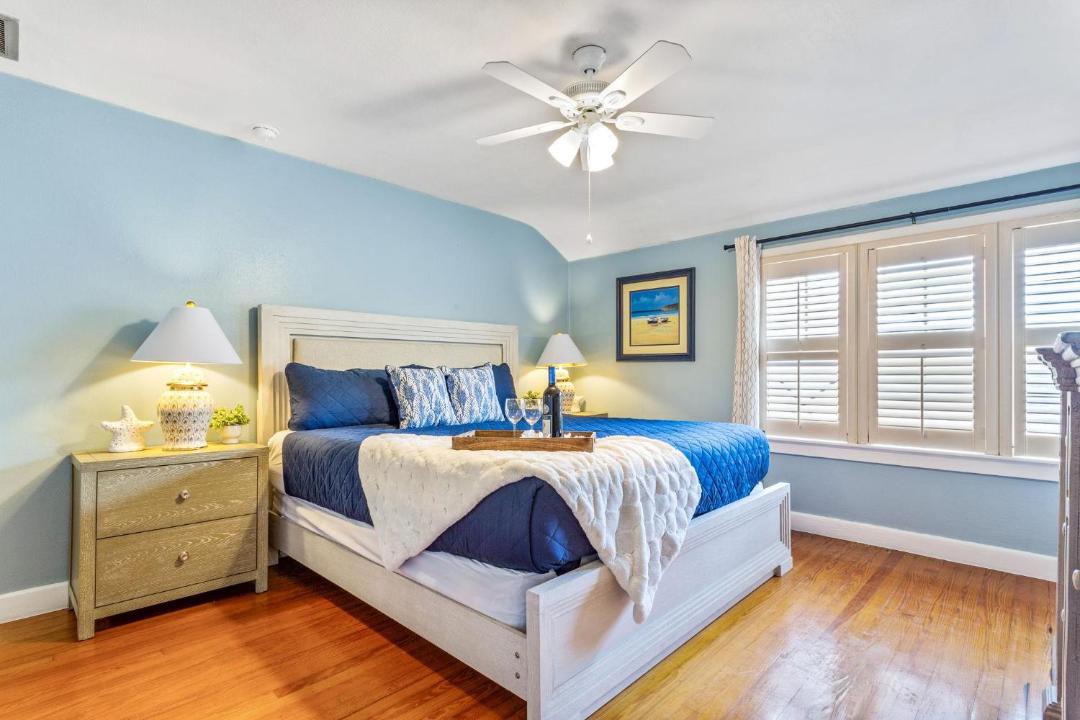 Photo of Bedroom in Bay Esplanade