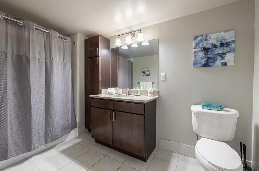 Photo of Bathroom in White Plains