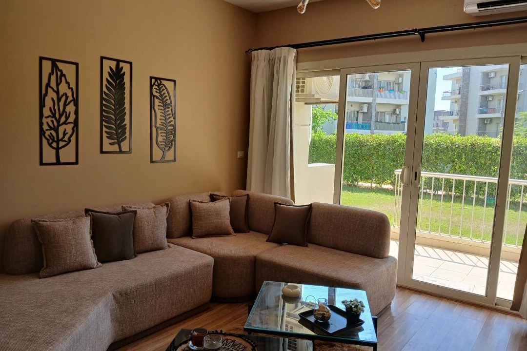 Photo of Livingroom in Sheikh Zayed City