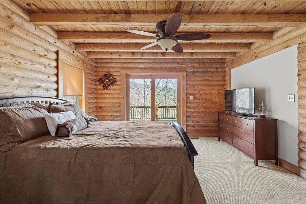 Photo of Bedroom in McGaheysville
