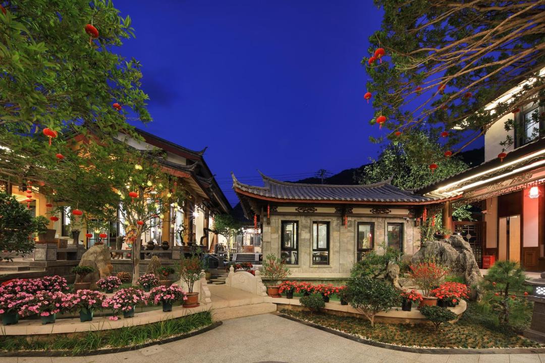 Photo of Others in Yulong