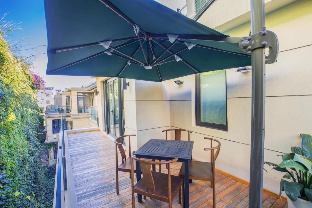 Photo of Patio Balcony in Manjiang