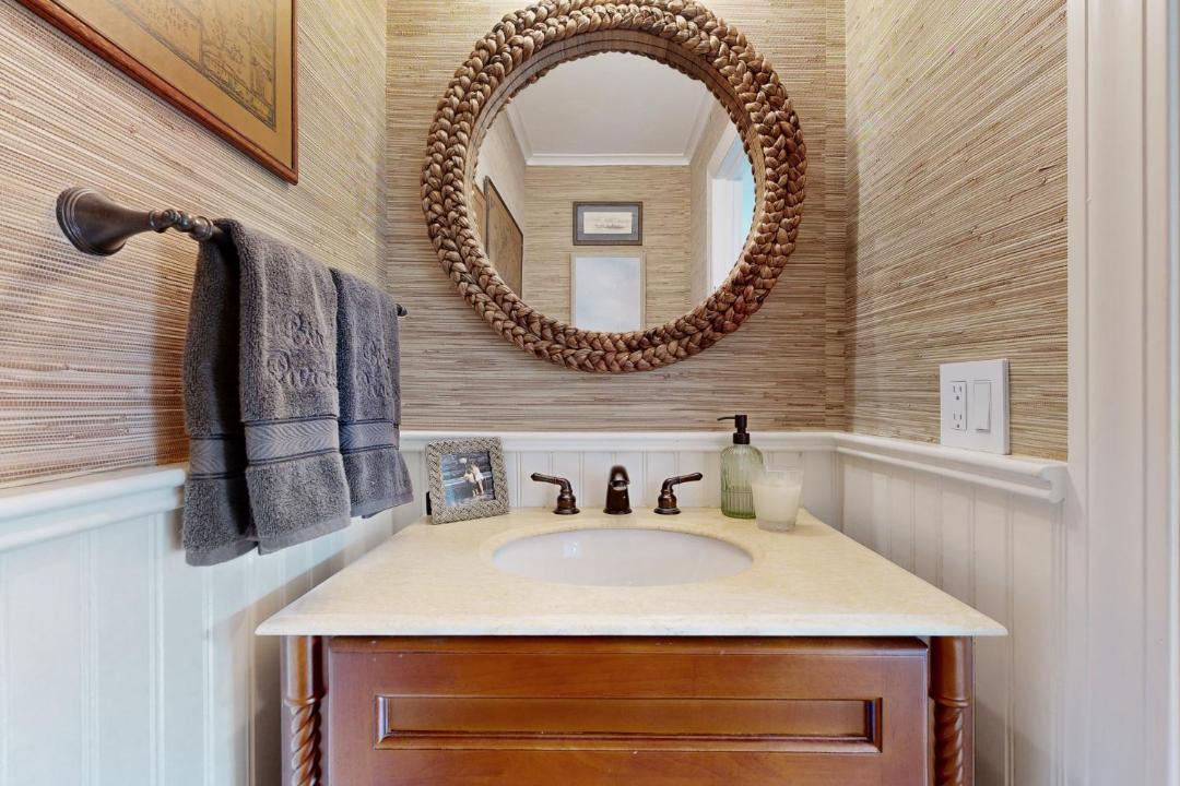 Photo of Bathroom in Lagoon Heights