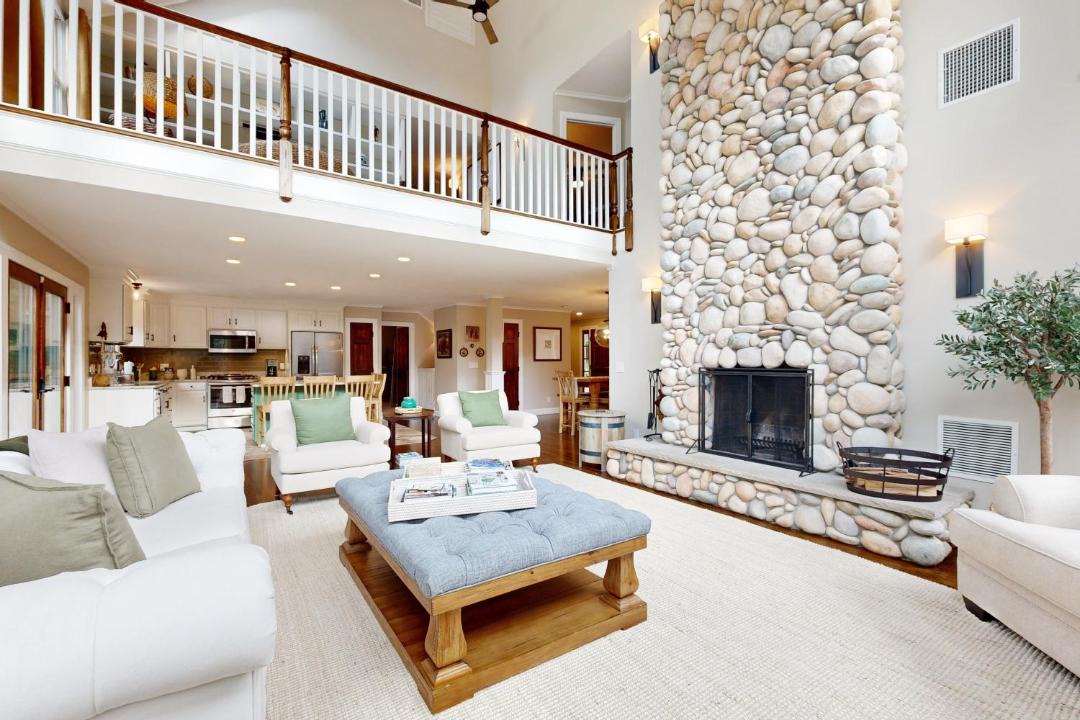 Photo of Livingroom in Lagoon Heights