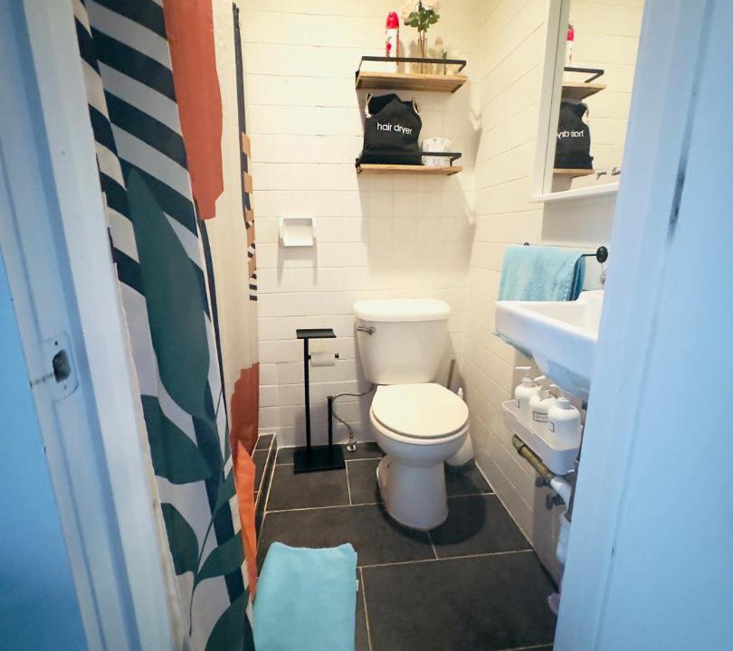 Photo of Bathroom in Bushwick
