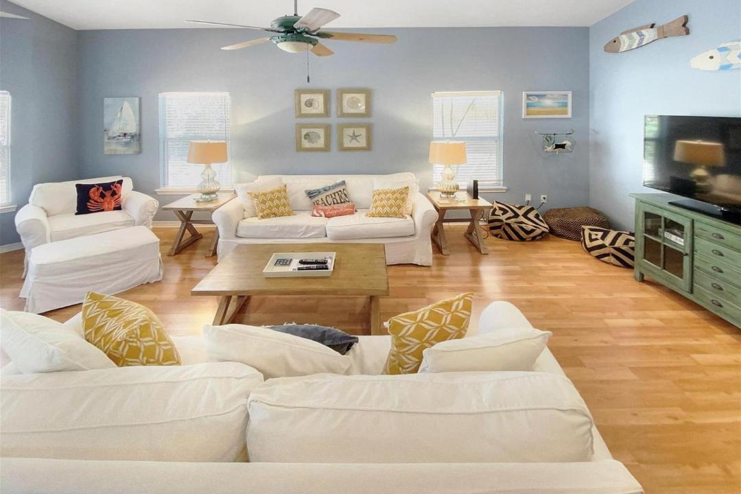 Photo of Livingroom in Sugarwood Beach