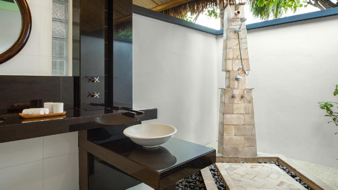 Photo of Bathroom in Ihuru