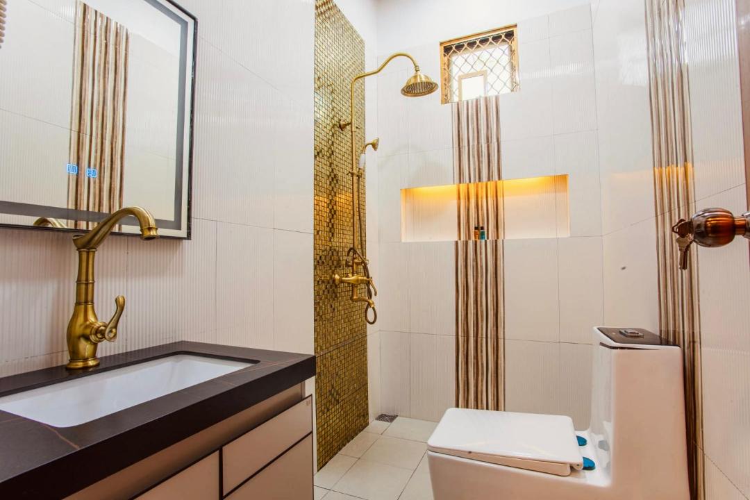 Photo of Bathroom in Guraidhoo