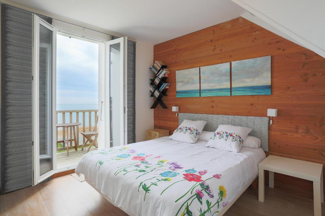 Photo of Bedroom in Plougasnou