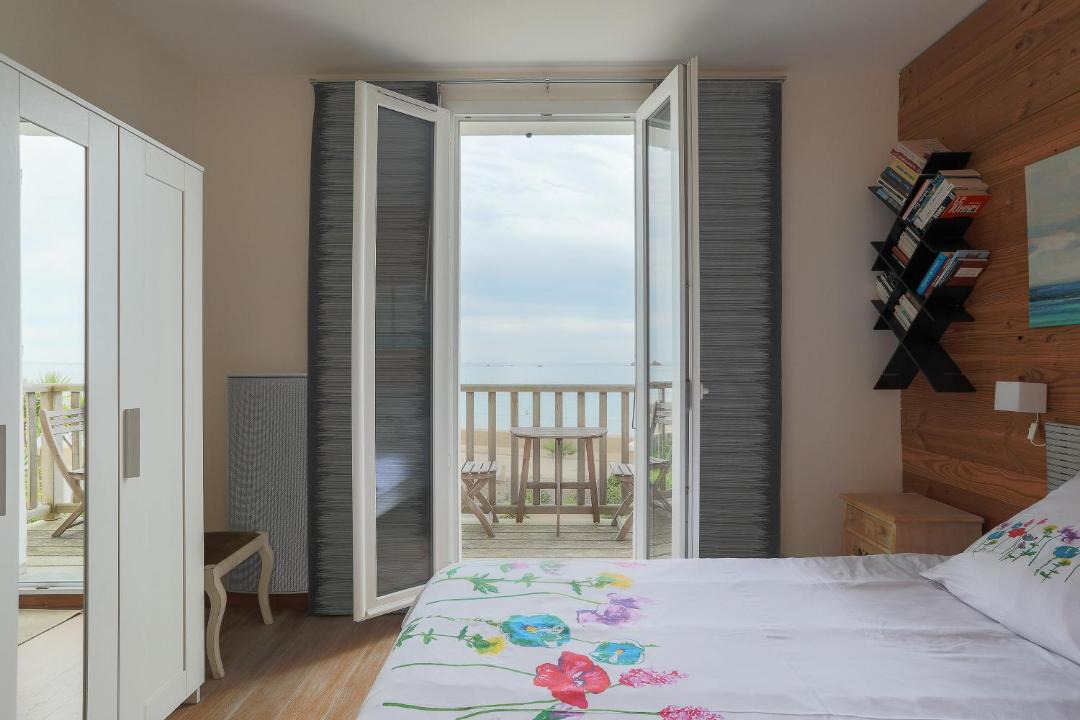 Photo of Bedroom in Plougasnou